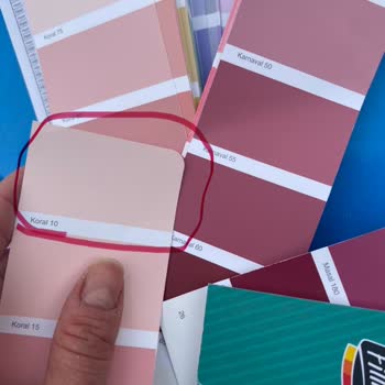 Filli Boya Karteladaki Renk İle Duvar Boyası Arasındaki Uyum Sorunu