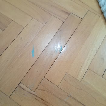 Bu Farklı Ayakkabı Ayıplı Ayakkabının İadesi Ve Kargo Ücretinin Ücretsiz Ödenmesi!