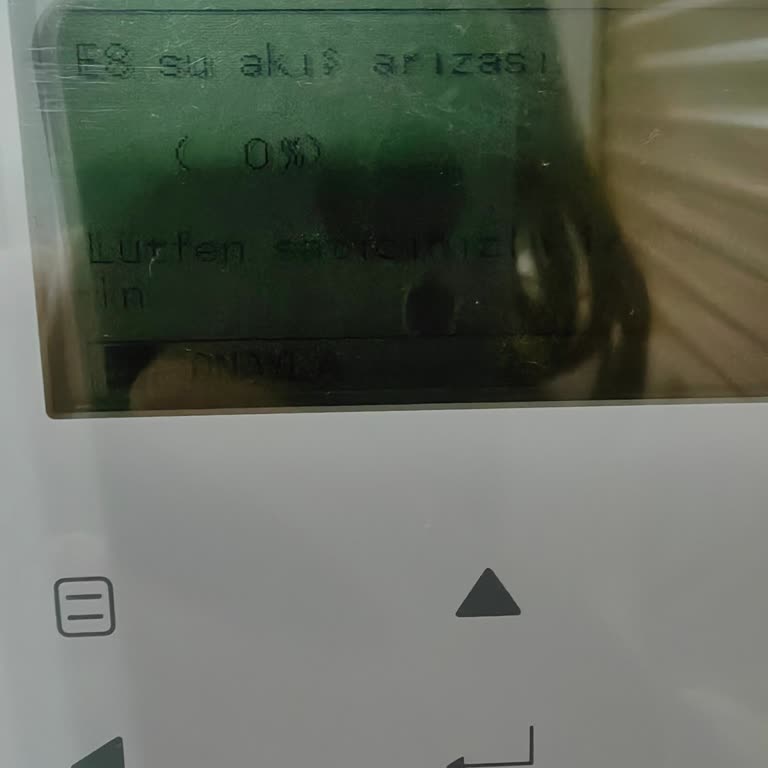 Isı Pompası E8 Arızası Ve Servis Gecikmesi Aileyi Soğukta Bıraktı