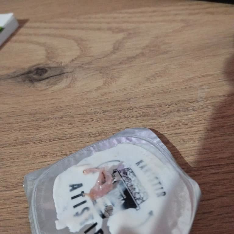Activia Yoğurdunun İçinden Naylon Çıktı: Hijyen Ve Kalite Kontrol Şikayeti