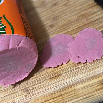 Pınar Hindi Salamı İç Renk Anormalliği Ve Hijyen Endişesi