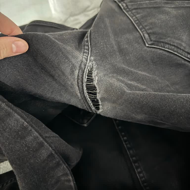 Kalitesiz Pantolon Ve Haksız Kullanıcı Hatası İddiası