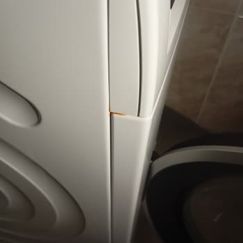 Paslanmış Bosch Çamaşır Makinesi Ve Garanti Kapsamında Yüksek Ücret İddiaları