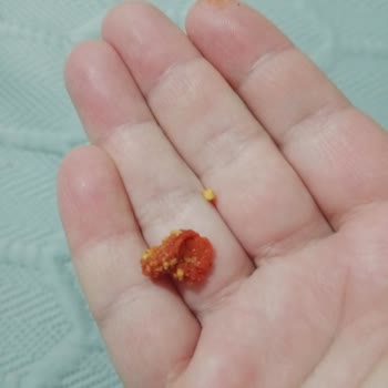 BİM Market Eti Crax Ürünün Boş Çubuğu Ve Yabancı Jel İçeriği