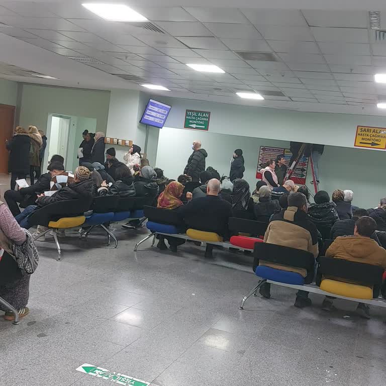 Balıkesir Atatürk Şehir Hastanesinde Acil Servis Doktor Yok, Hastalar 2 Saat Bekletildi