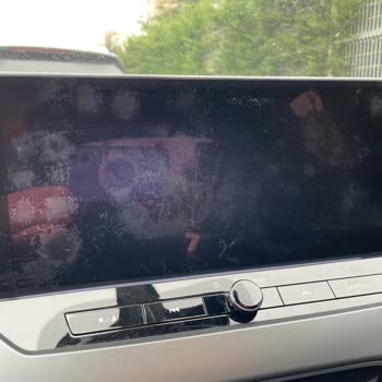 Yeni Nissan Juke Multimedya Ekranının Renk Solması Garanti Talebi