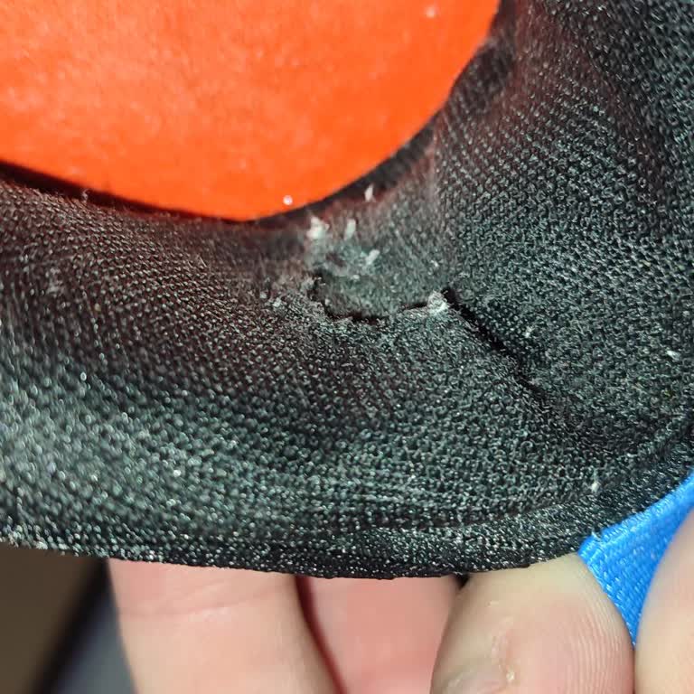 Anpa Gross Market Üç Kez Giyilen Puma Ayakkabının Kısa Sürede Deforme Olması