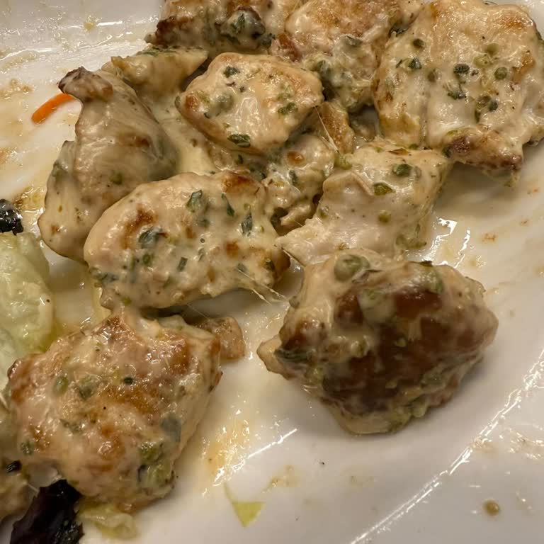 Akasya AVM Tavuk Dünyası Şubesinde 35 Dakikalık Gecikme Ve Özürsüz Hizmet