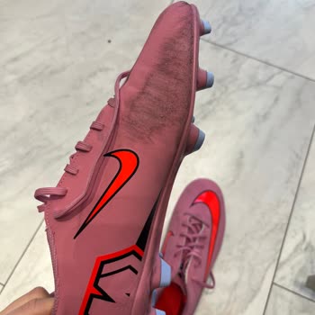 Nike Mercurial Kramponunda Tek Kullanımda Aşınma Ve Mağazanın Olumsuz İncelemesi