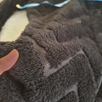 Gardrops Ürün Eski Ve Defoluydu