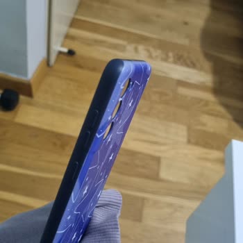 Rich Case Görseldeki Üründen Kalitesiz Şekilde Geldi