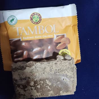 Ambalajı Bozuk Ve Yarım Kalan Çikolata İçin Ürün Değişimi Talebi