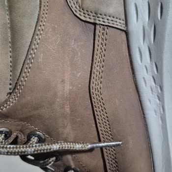 Yüksek Fiyatlı Skechers Botum Yağmurda Su Alıp Renk Soldu, İade Reddiyle Hayal Kırıklığı