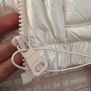 Defolu Mont Gönderildi, Zara’dan Destek Yok