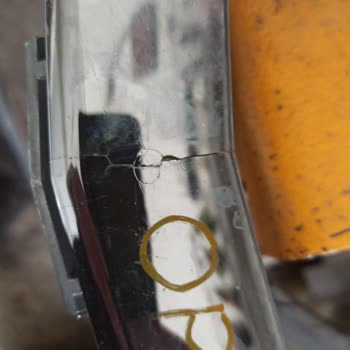 Satıcı Kırık Parça Gönderdi, İletişimi Keserek Ödeme İadesini Reddetti