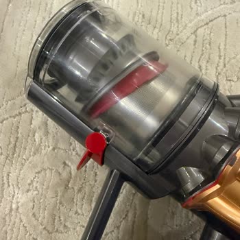 Dyson V12 Süpürge Çöp Haznesi Contası Sorunu Ve Ücretsiz Tamir Talebi