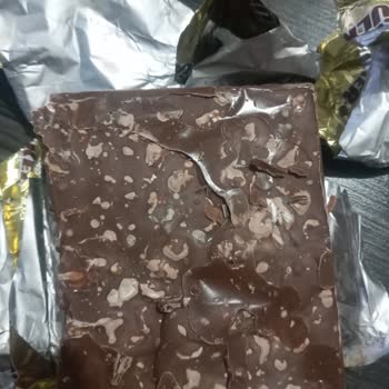 Ülker Fındıklı Sütlü Çikolata Beyazlamış, Tüketilemedi