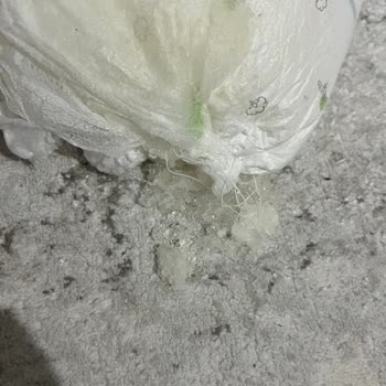 Sleepy 6 Numara Külot Bezinde Hızlı Sızdırma Ve Dökülen Dolgu Tanecikleri Nedeniyle İade Talebi