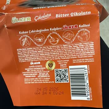 Ülker %60 Bitter Çikolata Ambalajı Kapalıyken Yarı Eksik Çıktı