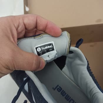 Hepsiburada'da Yanlış Numara Etiketli Ayakkabı Ve İade Reddi