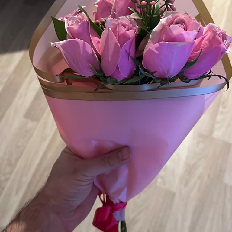 Görseldekiyle Uyuşmayan Küçük Ve Yetersiz Buket