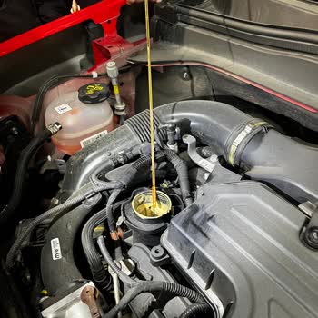 Motor Kapak Köpüklenmesi Serviste Normalleştirildi Ve Araç Değeri Etkilendi