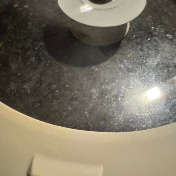 İlk Kullanımda Kapak Silikonunda Renk Değişimi Ve Değişim Talebi
