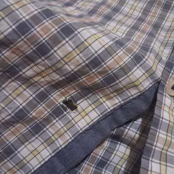 Dolap Satıcı Teklifi Kabul Edip Kullanılmış Yırtık Gömlek Gönderdi