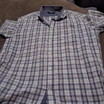 Dolap Satıcı Teklifi Kabul Edip Kullanılmış Yırtık Gömlek Gönderdi