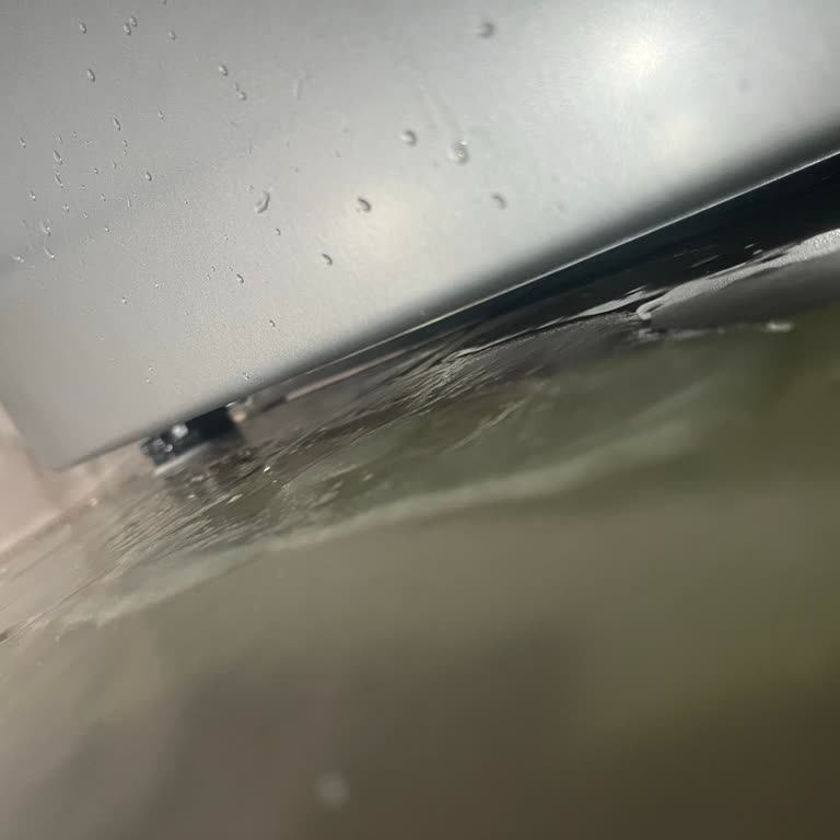 Arçelik Çamaşır Makinem Su Sızdırıyor Ve Servis Parça Gelmedi Değişim Talep Ediyorum