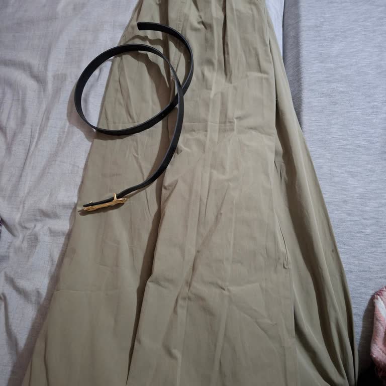 İhlamur Yeşili Eteğin Renk Uyuşmazlığı Ve Tam İade Talebi