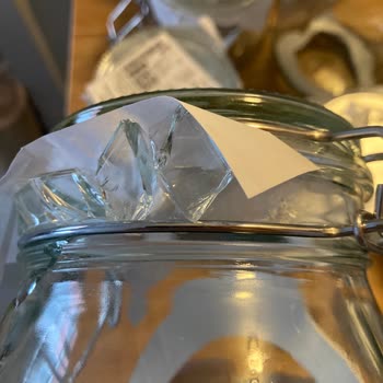 Kırık Cam Kavanozlar İçin Paketleme Hatası Ve Müşteri Hizmetlerinden Çözüm Talebi