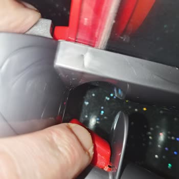 Dyson V8 Süpürge Sürekli Arıza Veriyor Ve Değişim Talep Ediyorum