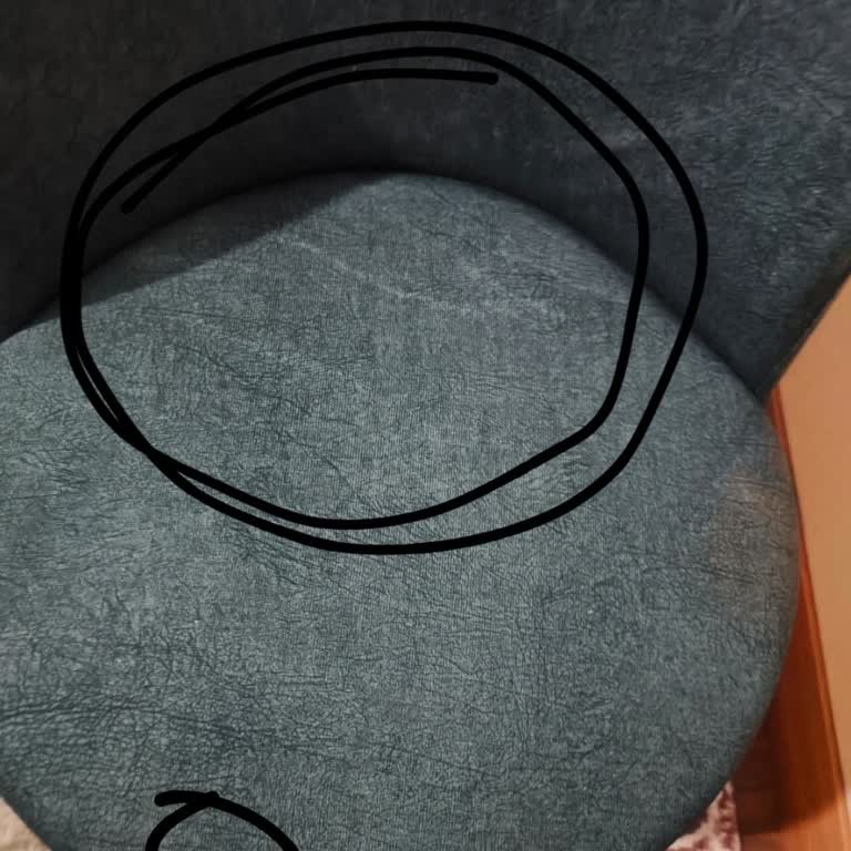 Hepsiburada'dan Defolu Sandalyeler İçin İade Talebi Ve Sürekli Oyalama!