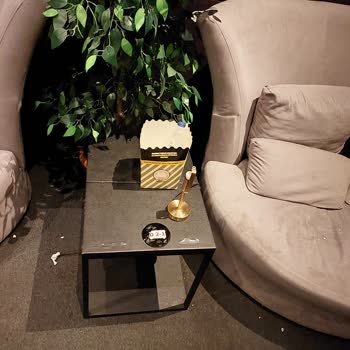 Paribu Cineverse Gold Class Seansında Hijyen Sorunu Ve Temizlik Eksikliği