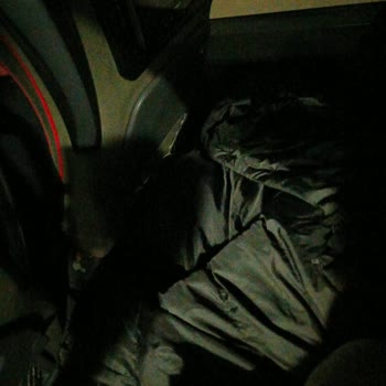 Didim Seyahat Kışın Soğuk Otobüste Çocuklar Üşüyor: Kalorifer Çalışmadı!