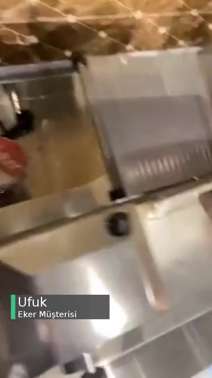 Eker Ürününün Arkasında Durmuyor videonun kapak resmi