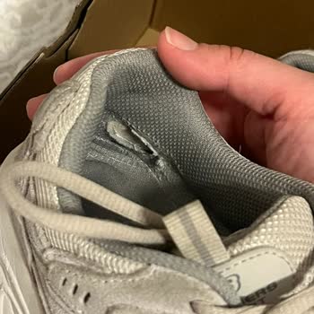 Skechers Ayakkabısında Üretim Kusuru: Garanti Reddi Ve İade Talebi