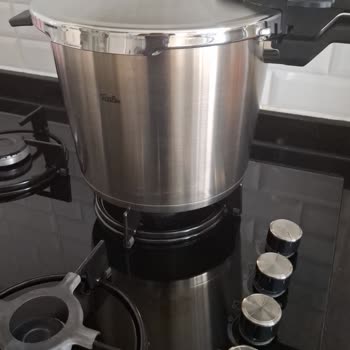 Fissler Düdüklü Tencere Kararması Ve A101 Müşteri Hizmetlerinden Yetersiz Açıklama