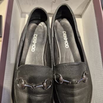 Metal Aksesuarı Kırılan Ayakkabıda Değişim Ve İade Talebim Reddedildi