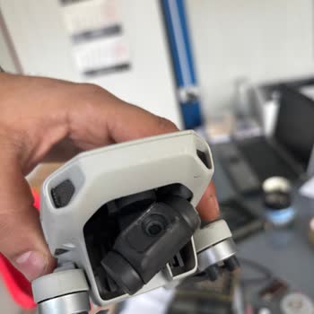 DJI Mini 4K Drone’da GPS Sorunu Çatlak Ve Güvenlik Riskine Yol Açıyor