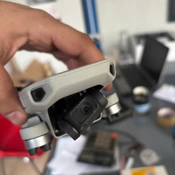 DJI Mini 4K Drone’da GPS Sorunu Çatlak Ve Güvenlik Riskine Yol Açıyor