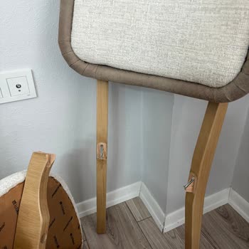 Kısa Sürede Kırılan Sandalyeye Garanti Dışı Müşteri Hatası İddiası Ve Kişisel IBAN Ücret Talebi