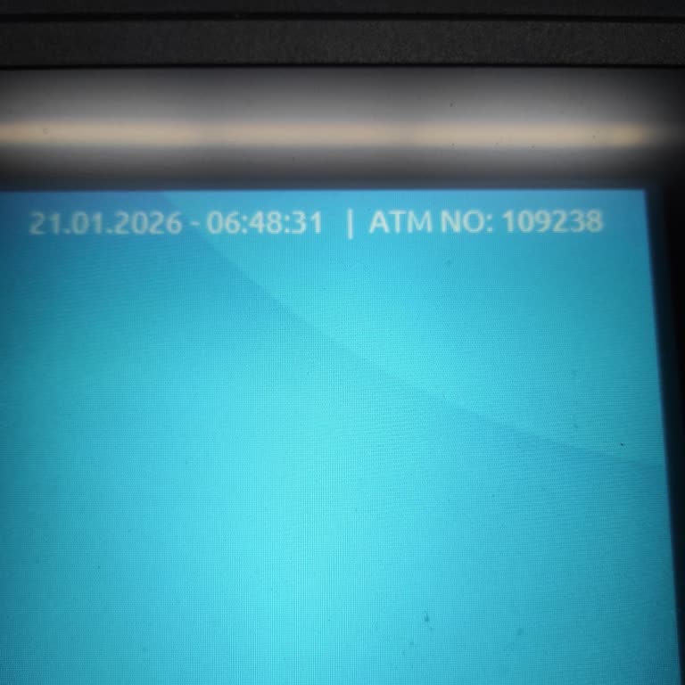 ATM'de Para Yatırma İşlemi Sıkıştı, 9.000 TL Hesaba Yansımadı
