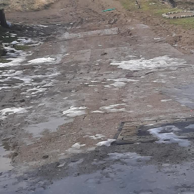 Yenimahalle Küme Evler Yolunun Bozukluğu Çocukların Okul Güvenliğini Tehlikeye Atıyor