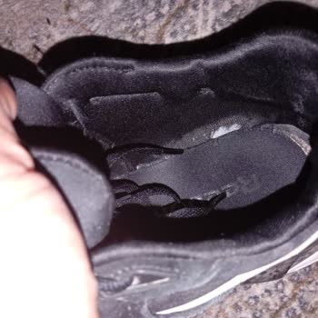 Reebok Ayakkabısında Kısa Sürede Renk Atması Ve Deformasyon Şikayeti