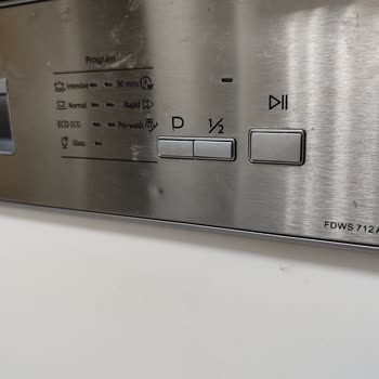 Franke Bulaşık Makinesi Sepetlerdeki Aşırı Paslanma Ve Ücretsiz Değişim Talebi