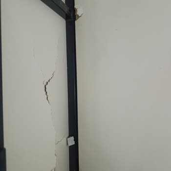 Yanıltıcı Nakliye Ve Kırık Baza Şikayetim