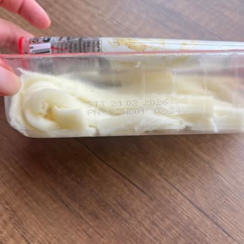 Kapalı Ambalajlı Bahçıvan Çeçil Peyniri Küflenmiş Çıktı, Değişim Talebi