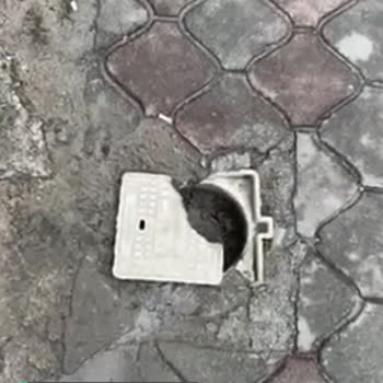Superonline Hat Kapağı Kırık
